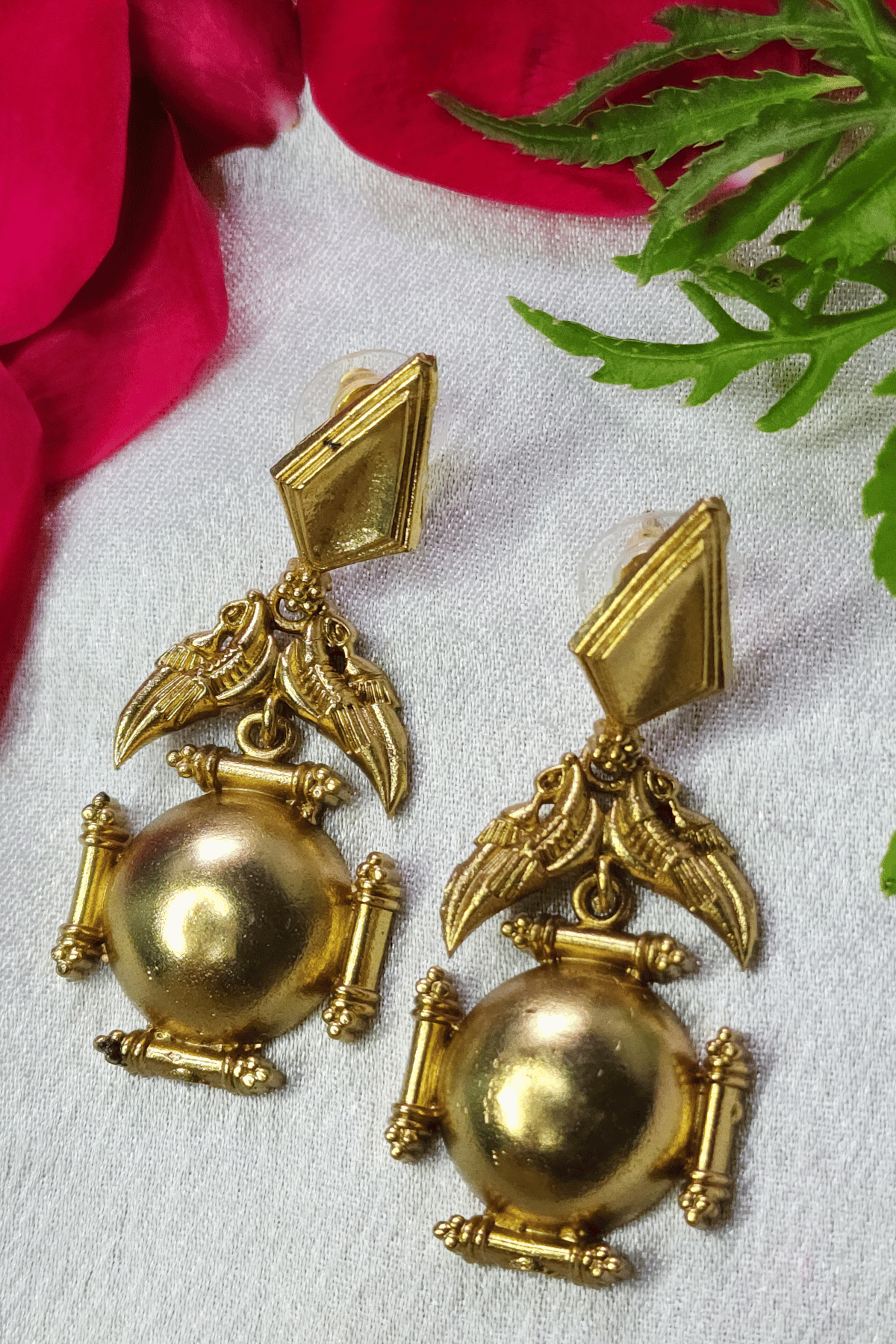 Antique Gold Polish Earrings