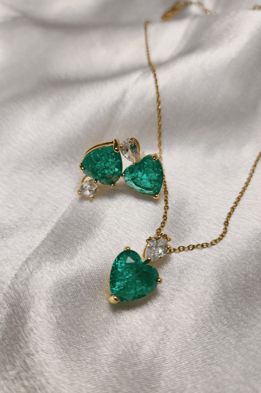 Heart Shaped Emerald Pendant with Earrings